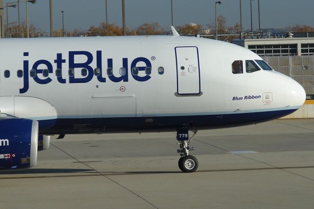 Airbus A320 —