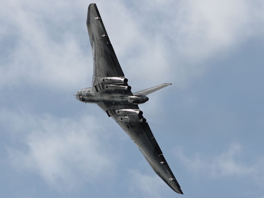 — — - The Avro Vulcan B-2 bomber has the manouverability of a fighter jet, even though the technology dates back to the 1950's. Seen here soon after take off at Farnborough 2012.