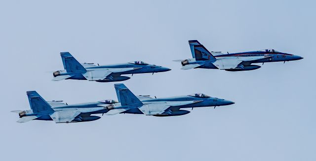 — — - VFA-137 Strike Fighter Squadron 137 "Kestrels" F/A-18E Super Hornet - Photo: TDelCorobr /USS Ronald Reagan (CVN 76)br /April 9, 2014