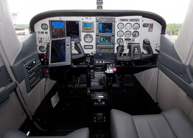 Cessna Conquest 2 (N72ZW)