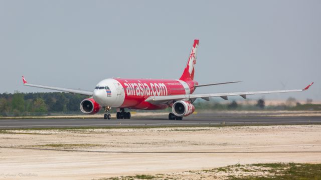 Airbus A330-300 (HS-XTC)