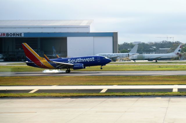 Boeing 737-700 (N736SA) - KTPA Terminal