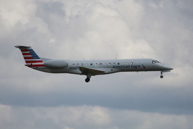 Embraer ERJ-135 (N818AE) - Coming in for a landing, as seen from Founder's Plaza.