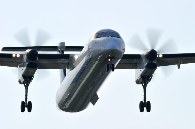 de Havilland Dash 8-400 (JA855A)