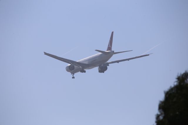 BOEING 777-300ER (TC-LJC)