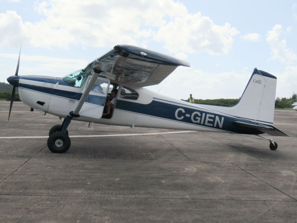 Cessna Skywagon 180 (C-GIEN)