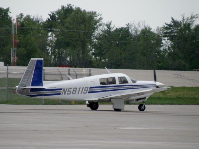 Mooney M-20 (N58119) - An eye-catching Mooney taxis to the active at Blue Grass Airport (KLEX)....