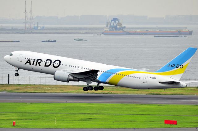 BOEING 767-300 (JA601A) - Air Do - Hokkaido