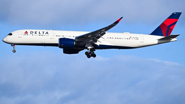 Airbus A350-900 (N513DZ)