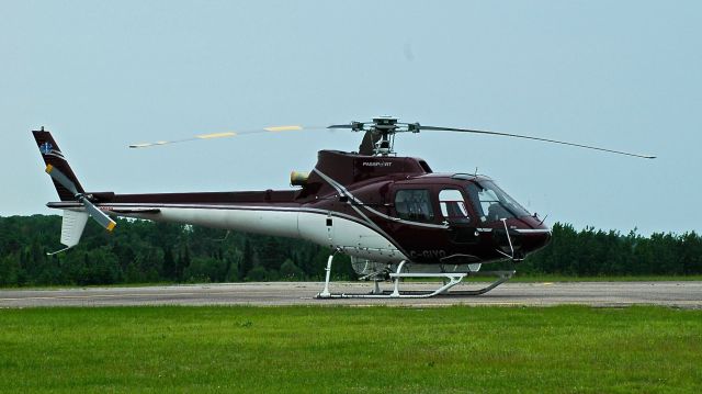 Eurocopter AS-350 AStar (C-GIYO) - Aéroport de Maniwaki, 11 juin 2015