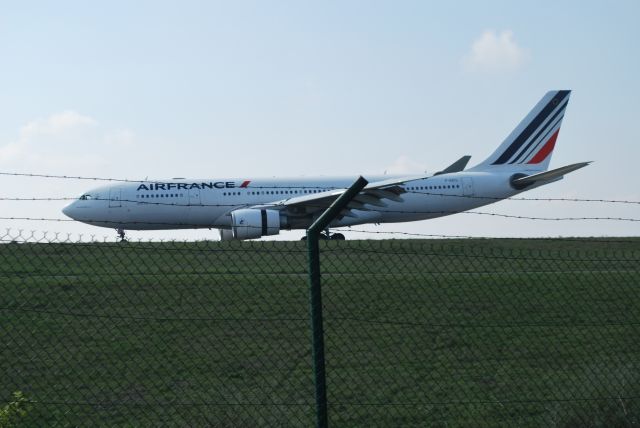 Airbus A330-200 (F-GZCL) - Landing from Seattle-Tacoma Int'l (SEA-KSEA)