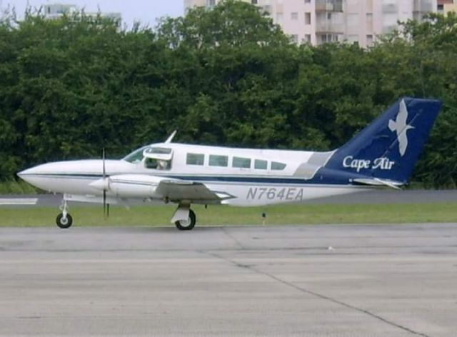 Cessna 402 (N764EA)