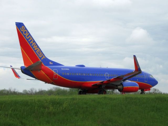 Boeing 737-700 (N249WN)