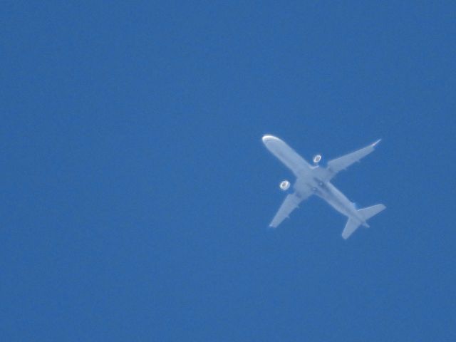 Embraer 175 (N619UX) - SKW5975br /DEN-ATLbr /08/18/22