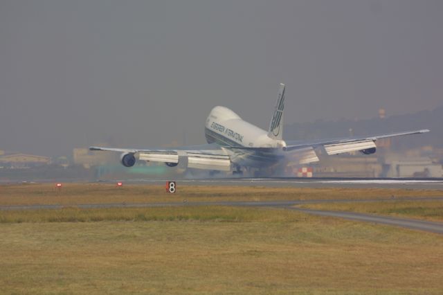 Boeing 747-200 (N470EV)