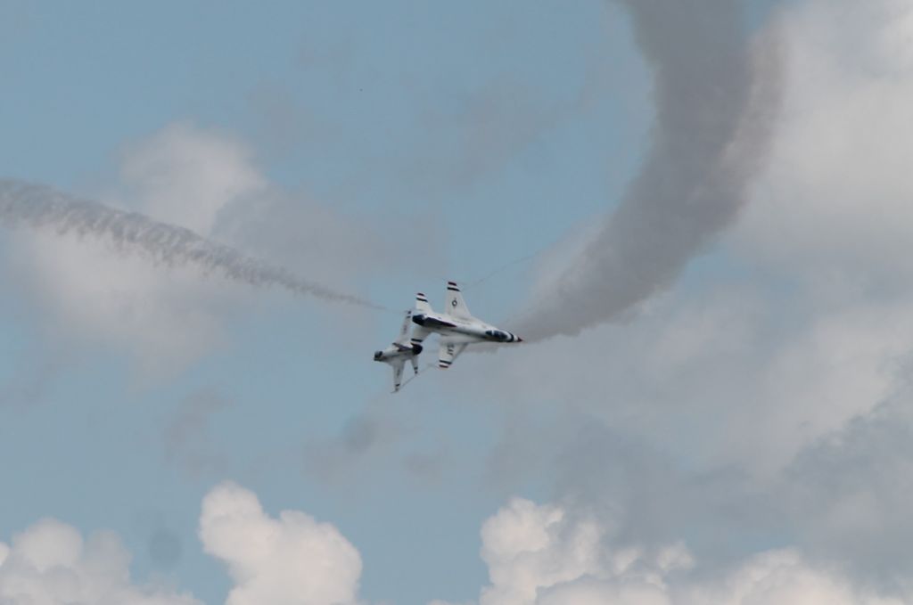 Lockheed F-16 Fighting Falcon —