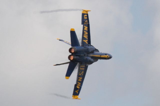 McDonnell Douglas FA-18 Hornet (BLUE5) - Blue Angels at the 2012 Florida International Airshow