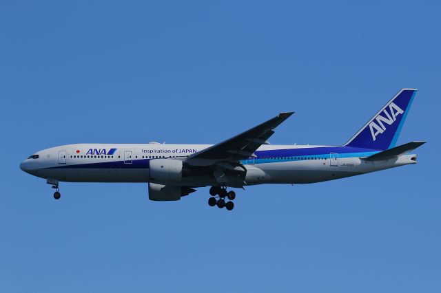 Boeing 777-200 (JA709A)