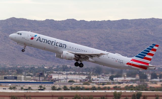 Airbus A321 (N199UW) - Spotted at KPHX on December 17, 2020