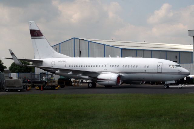 Boeing 737-700 (N666ML) - Seen here on 25-May-17.