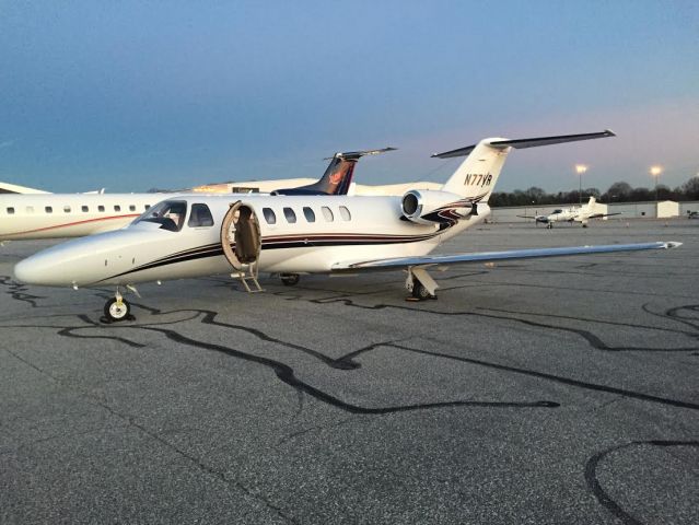 Cessna Citation CJ1 (N77VR) - N77VR at KBWI after arriving from KIPT.