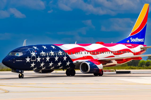 Boeing 737-800 (N500WR) - Year: 2014br /Make: Boeingbr /Model: 737-8H4br /Route: SJU -> MCObr /Notes: Freedom One Livery