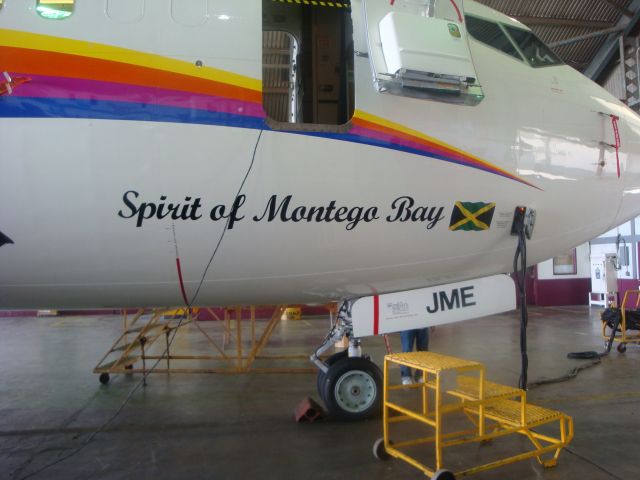 Boeing 737-800 (9Y-JME) - Spirit of Montego Bay