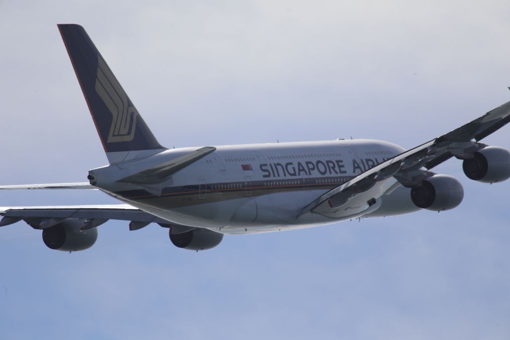 Airbus A380-800 (9V-SKS)