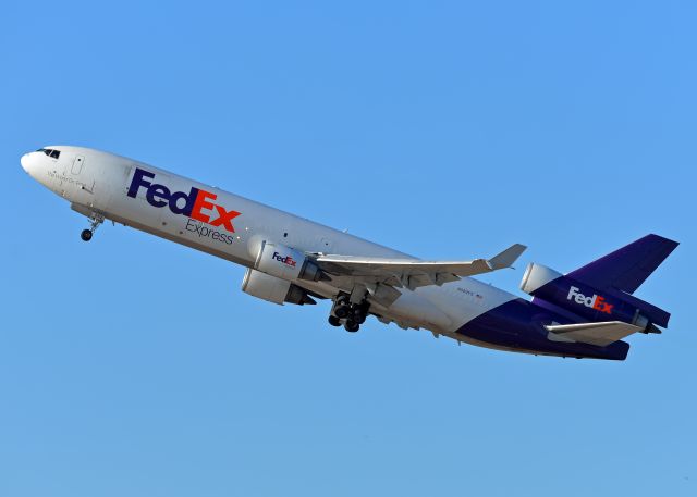 Boeing MD-11 (N582FE)