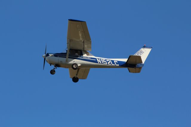 Cessna 152 (N152LC)