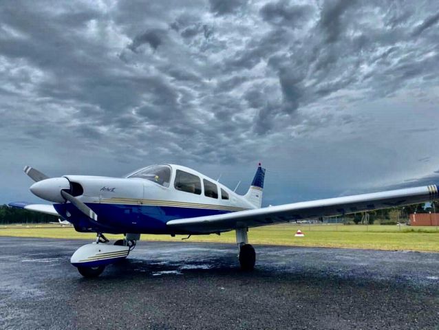 Piper Cherokee (VH-JHX)