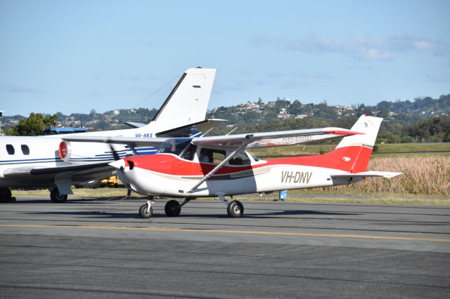 Cessna Skyhawk (VH-DNV)