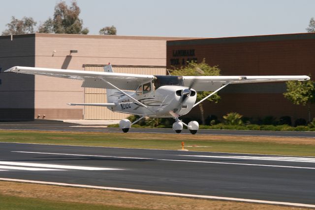 Cessna Skyhawk (N21212)