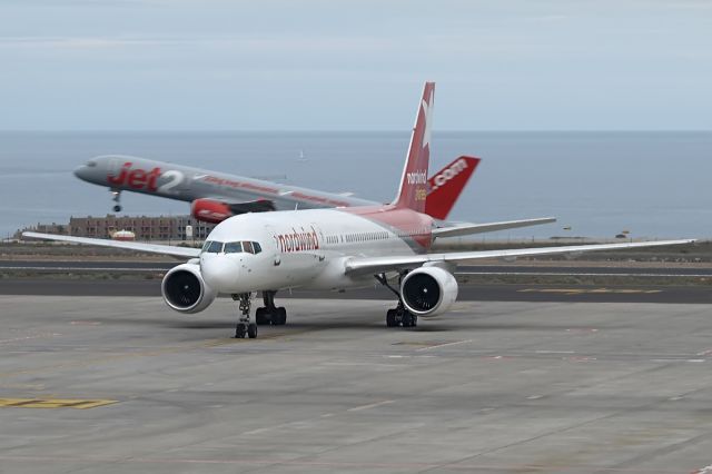 Boeing 757-200 (VQ-BBU) - TENERIFE SUR