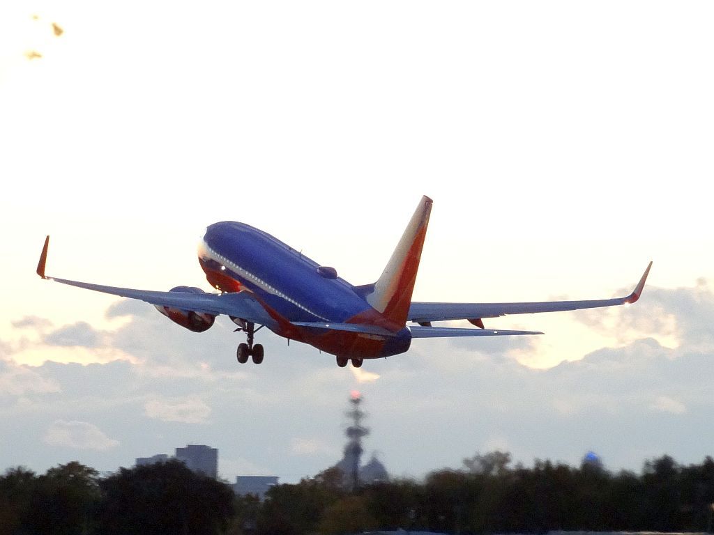 Boeing 737-700 (N297WN)