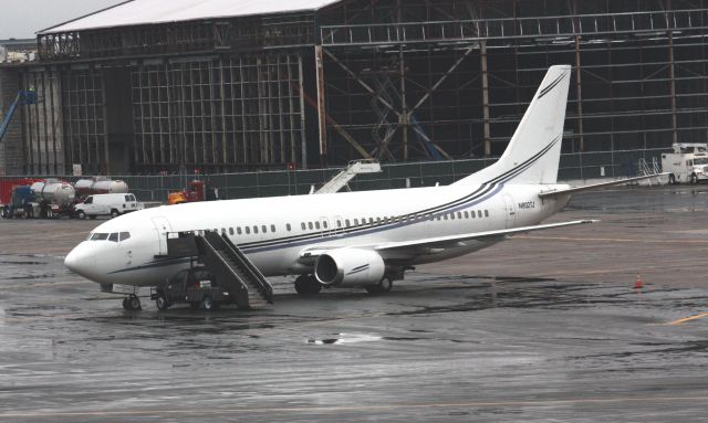 BOEING 737-400 (N802TJ)