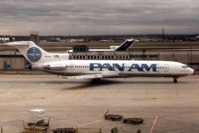 BOEING 727-200 (N4740) - Seen here in Nov-91.  Exported to Azerbaijan 11-Jan-93 where it became 4K-AZ1 for Azerbaijan Airlines.