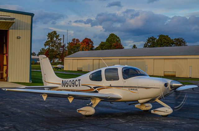 Cirrus SR-22 (N609CT)