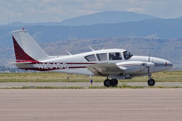 Piper Aztec (N234DS)