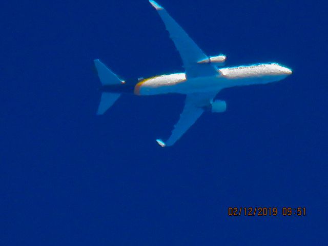 BOEING 767-300 (N338UP)