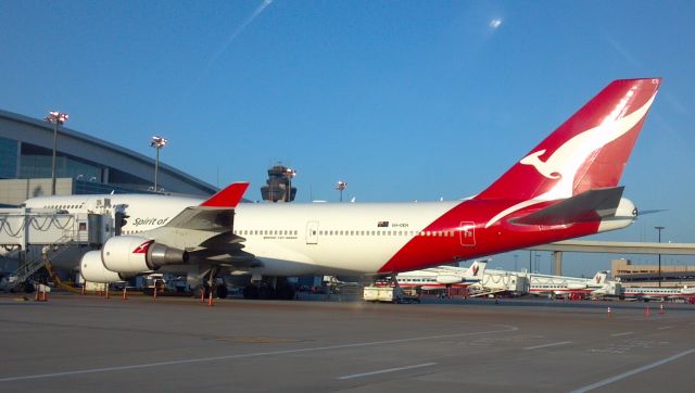 Boeing 747-400 (VH-OEH)