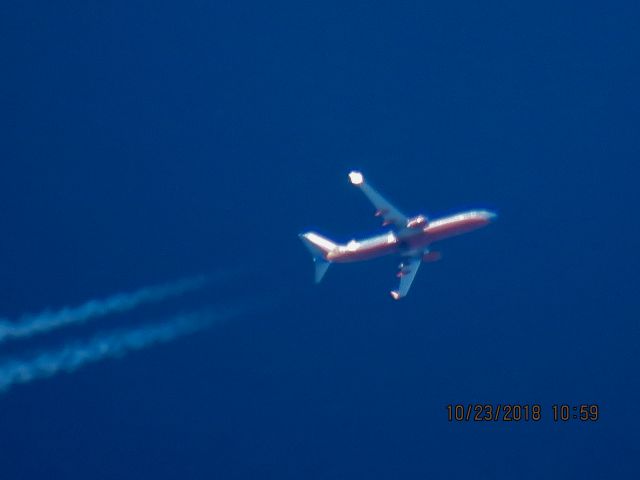 Boeing 737-800 (N8649A)