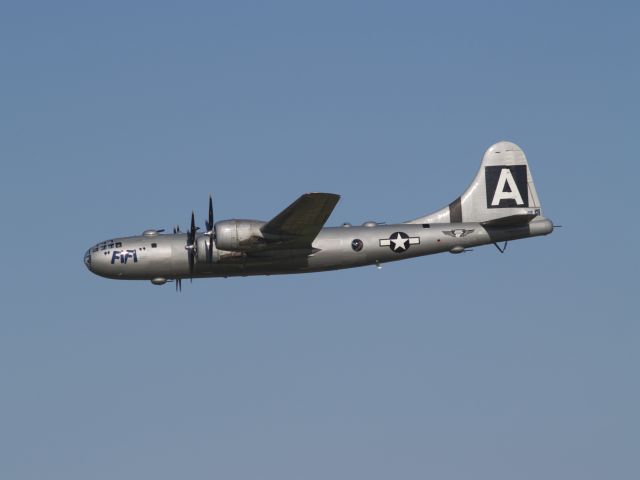 Boeing B-29 Superfortress (NX529B) - Commemorative Air Force B-29 'Fi-Fi' coming in to land at Airventure, July 2011