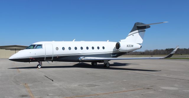 IAI Gulfstream G280 (N33M) - An IAI Gulftream G280 on the ramp at Pryor Field Regional Airport, Decatur, AL - March 12, 2018.