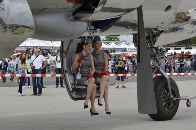 Douglas DC-6 (OE-LDM)