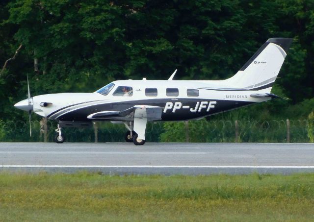 Piper Malibu Mirage (PP-JFF)