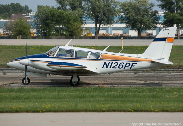Piper PA-30 Twin Comanche (N126PF)