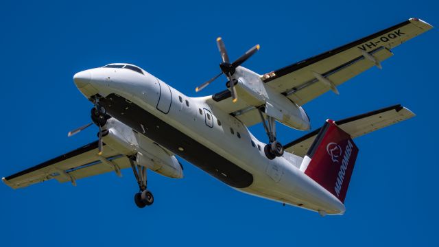 de Havilland Dash 8-100 (VH-QQK)