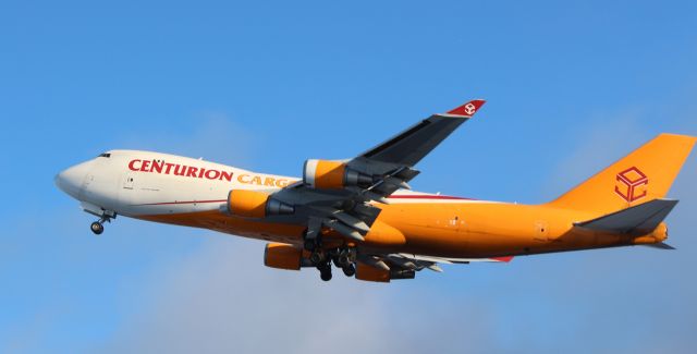 Boeing 747-400 (N902AR)