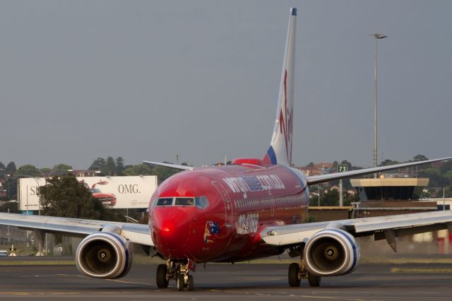 Boeing 737-700 (VH-VBY)